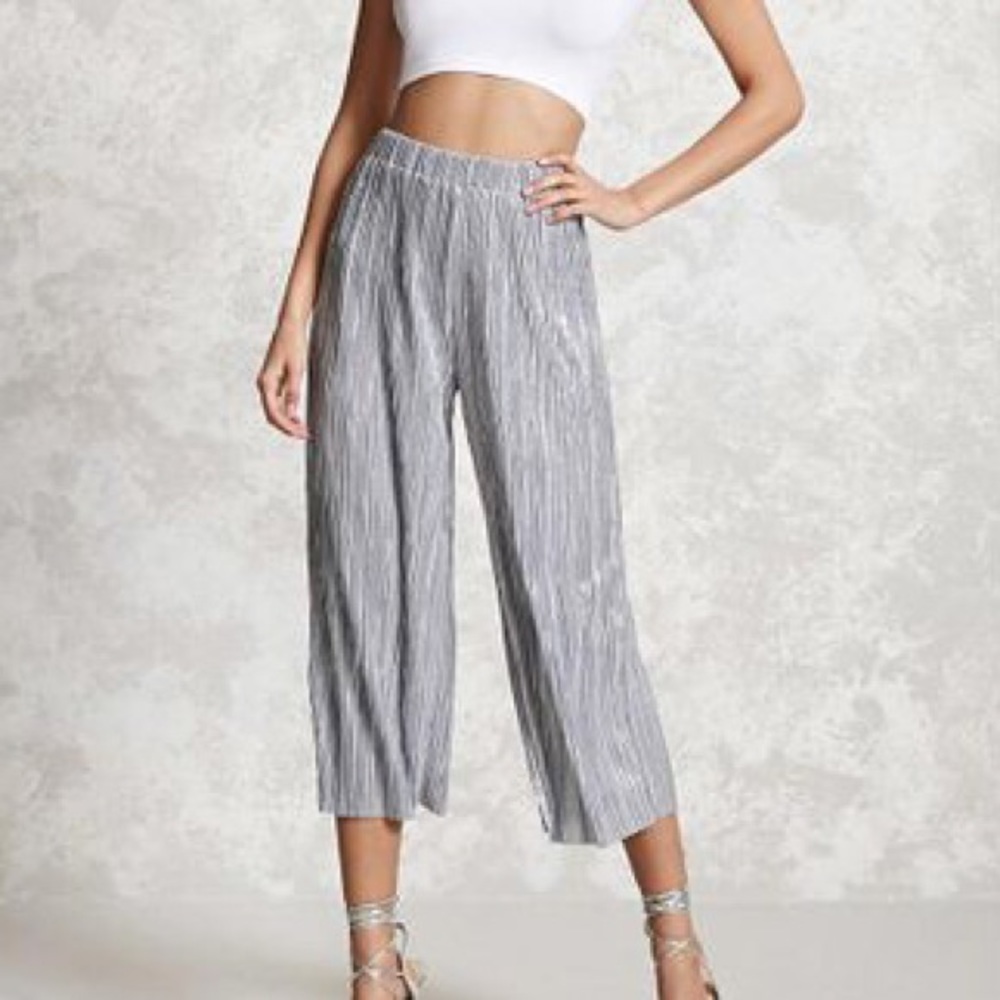 F21 Metallic Pleated Culottes